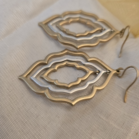 C&C California Chandelier Moroccan Silver And Gold Toned Dangle Earrings - Picture 3 of 6
